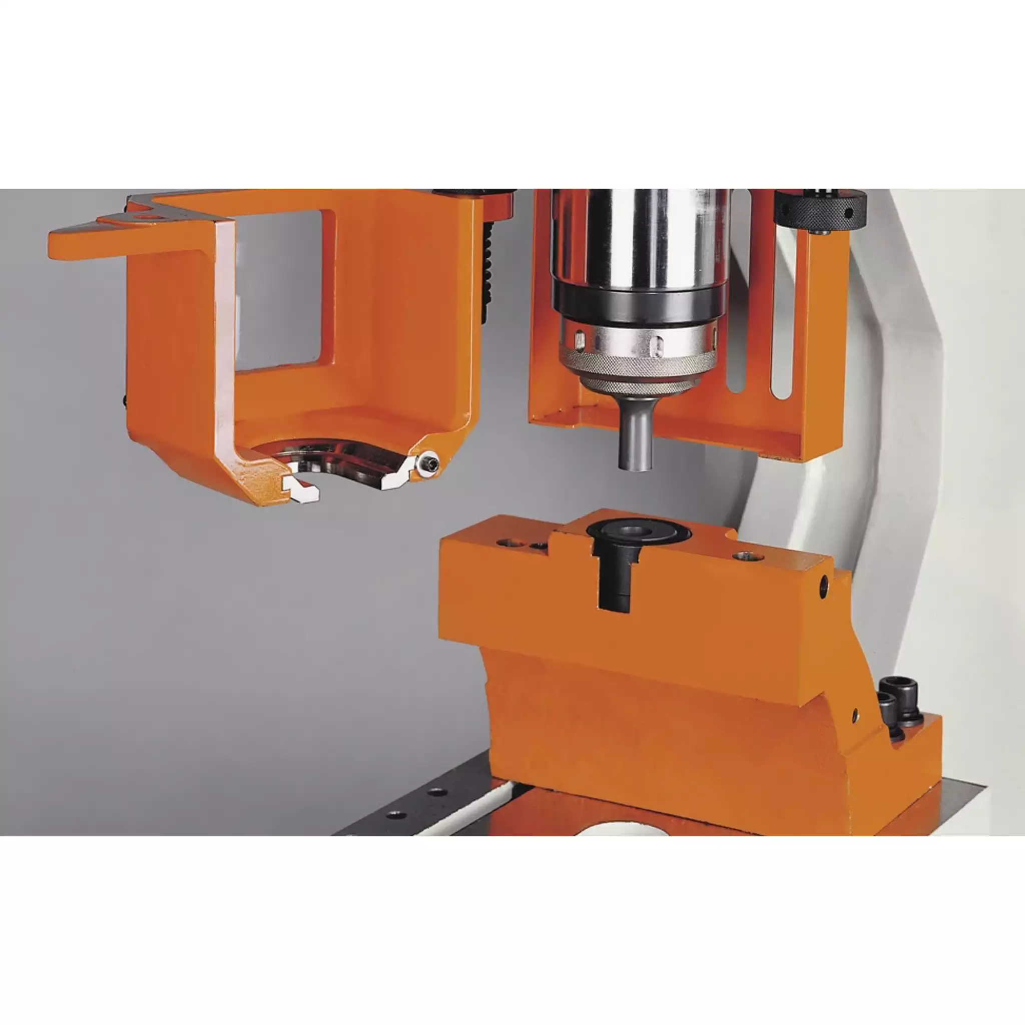 Máquina Metalera Hidraulica Marca Sunrise Serie K Modelo IW-85KD Trifásica 220V/60Hz - Image 5