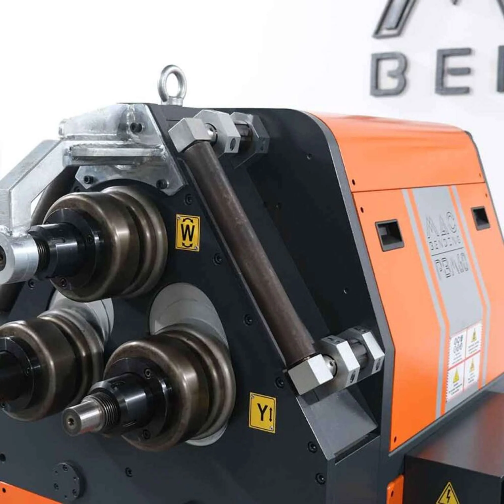 Máquina Roladora de Perfiles modelo PBM 60 HYDRAULIC + HYDRAULIC GUIDE ROLLS + VARIABLE SPEED OF ROTATION Trifásica 220V/60Hz - Image 3